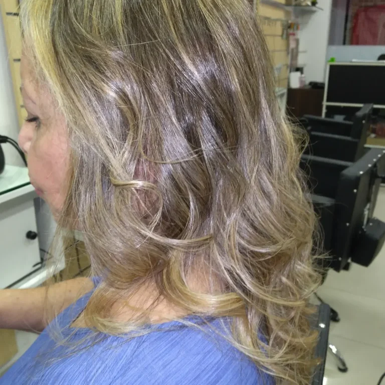 Mechas e Luzes no Bairro Cidade Monções - SP | Elegance Studio